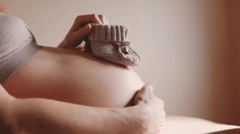 Fotografía de embarazadas: capturando la magia del embarazo.